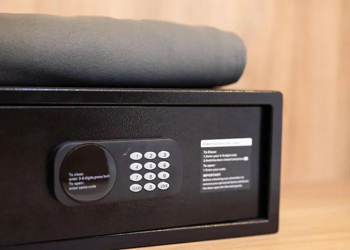 Apartment Ivory Seafront With Views!- Fl 14 By Homely St. Paul's Bay